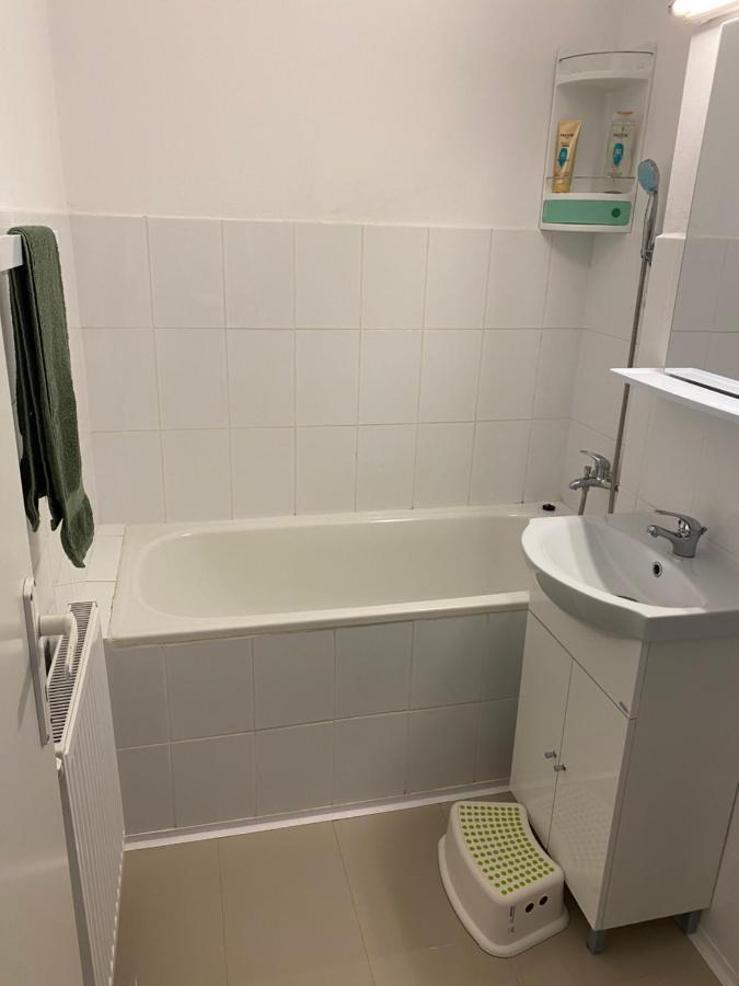 Apartament Raluca - Self Check-In Timisoara Ngoại thất bức ảnh
